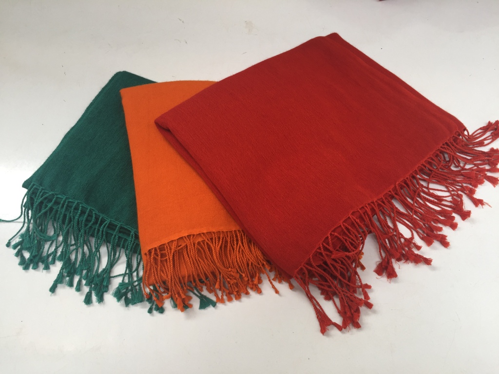 70% Pashmina 30% Silk Shawls